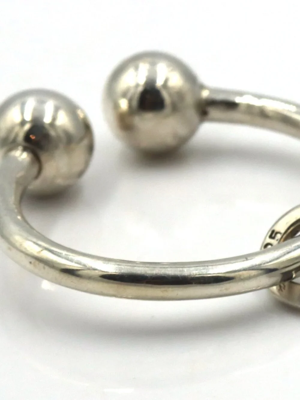 Tiffany & Co return to Tiffany oval tag screwball key ring